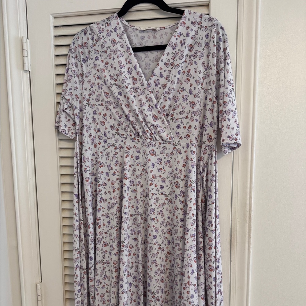 Floral Wrap-Style Midi Maternity Dress in Lavender and Orange